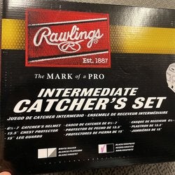 New Rawlings Velo 2.0 Intermediate Catcher's Set