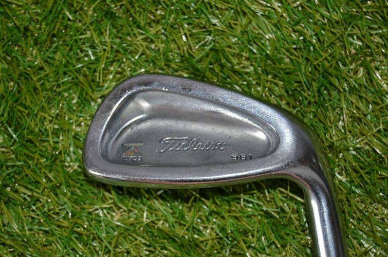 Titleist	DCI 981	9 Iron	Right Handed 	36"	Steel	Regular 	Golf Pride Grip