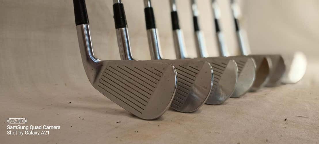 Used Men's Mizuno Left Hand T-ZOID Iron Set Steel Shaft