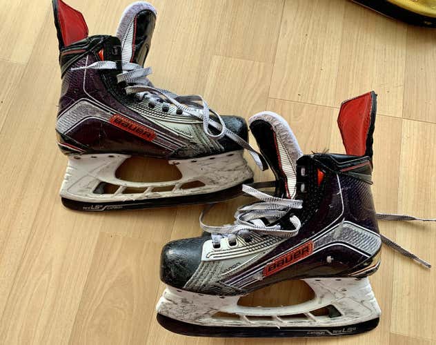 Used Bauer Vapor 1X Regular Width Size 5 DR JR