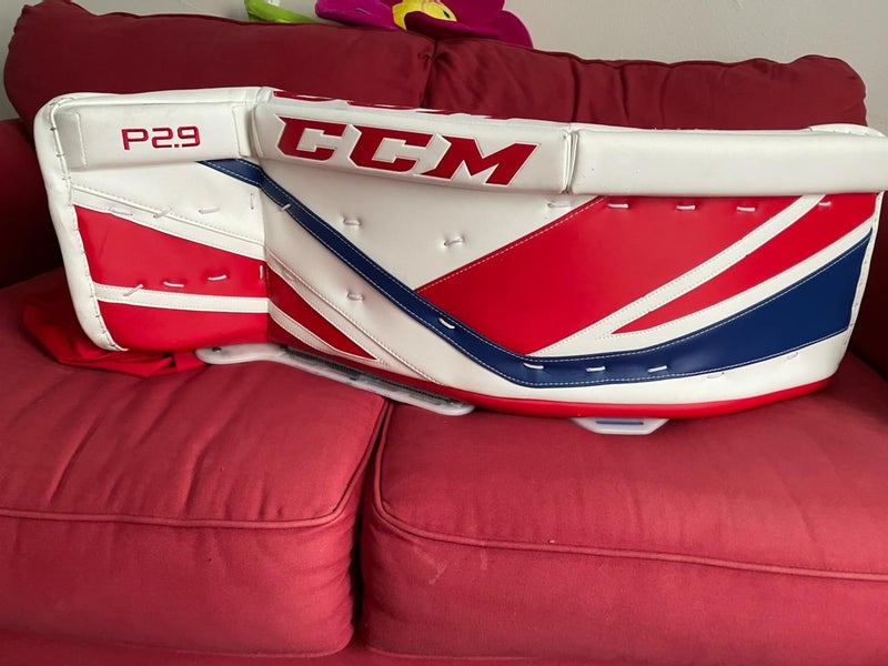 Red Used Senior 34" CCM Regular P2.9 Goalie Full Set