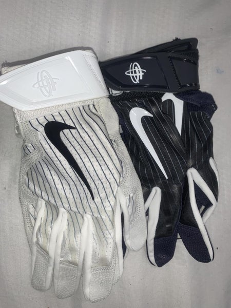 2-1 New Large Nike WHITE & Blue PINSTRIPES Batting Gloves