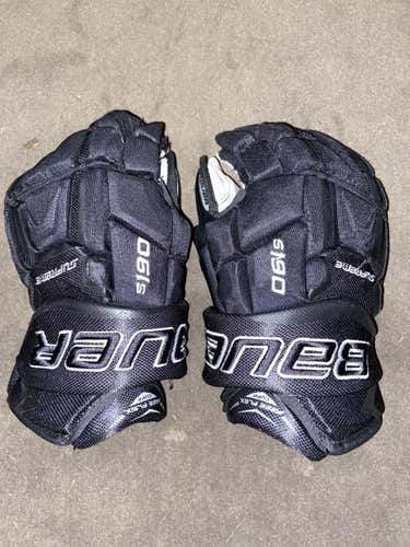Black Used Bauer 13" Supreme s190 Gloves