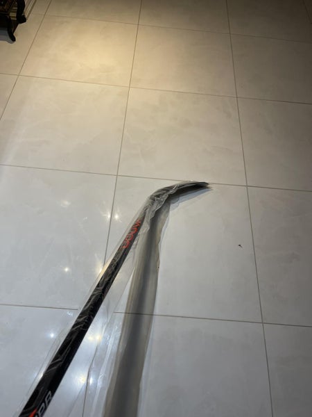 3 Pack Bauer Vapor FlyLite 2 P28 70 And 77 P28 Left Hand Hockey Stick