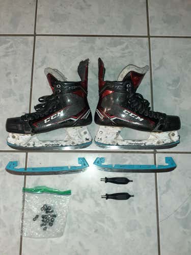 Senior Used CCM JetSpeed FT1 Hockey Skates Regular Width Size 8.5