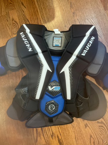 Senior Small Vaughn Velocity V9 Pro Goalie Chest Protector