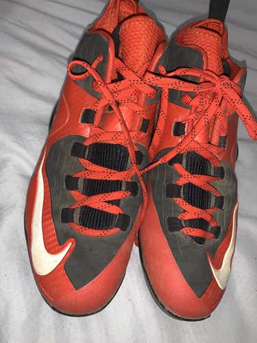 Used Orange&Black Nike Baseball Cleats, Size 9.5’