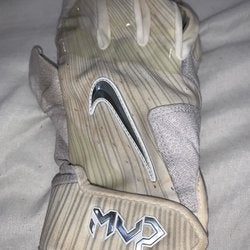Used White Large Nike MVP Batting Gloves