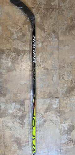 Intermediate Right Handed Mid Pattern Vapor X2.7 Hockey Stick