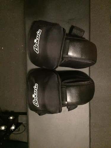 Used Brian's Pro II Senior Knee Guards