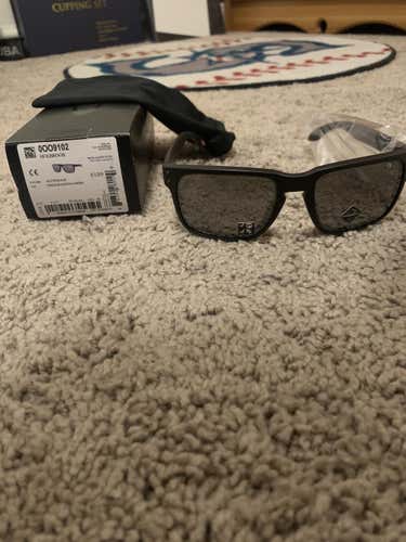 Oakley Holbrook prizm polarized