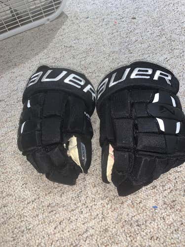 Black Senior Bauer 13"  Nexus N2900 Gloves