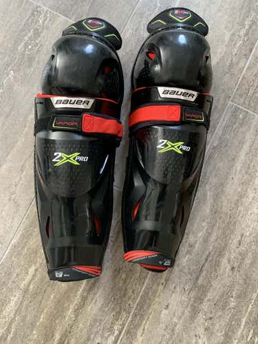 Senior Bauer Vapor 2X Pro Shin Pads