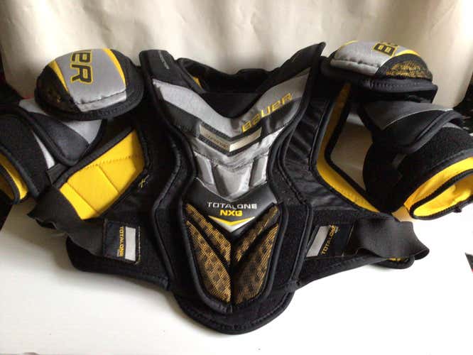 Bauer supreme total one NXG player Shoulder PADS