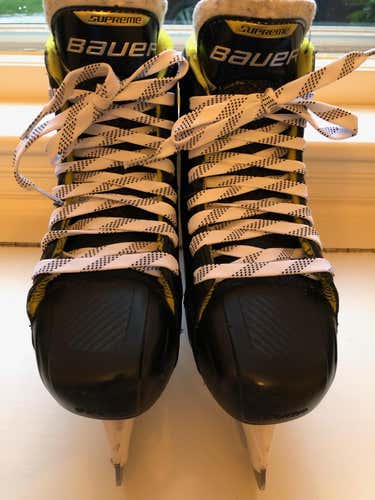 Junior Used Bauer Supreme 3s Hockey Goalie Skates Regular Width Size 5