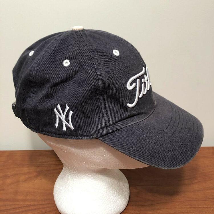titleist yankees hat