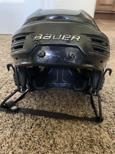 Black Used Medium Bauer Re-Akt 200 Helmet
