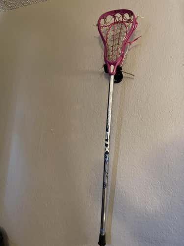 Used Women’s STX AL 6000 Stick 42”