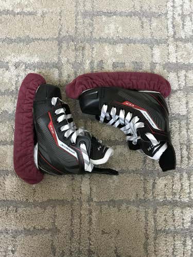 Junior New CCM JetSpeed 250 Hockey Skates Size 12
