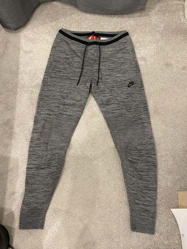 Nike Tech Knit Joggers
