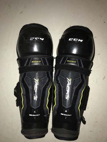 CCM ice hockey shin pads
