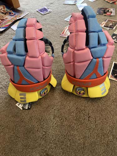 Epoch 2018 FIL World Lacrosse championship gloves