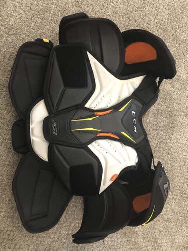 Shoulder Pads CCM ASI Super Tacks Senior Medium Used