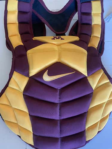 Nike Catcher's Chest Protector