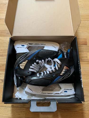 Senior New True Tf7 Hockey Skates Regular Width Size 11