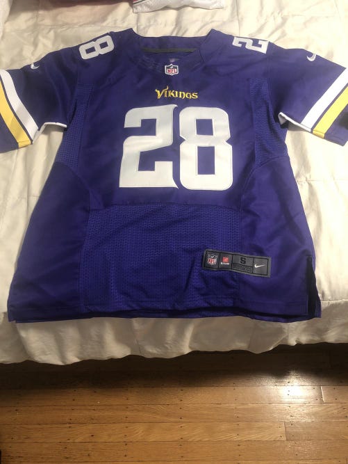 Limited NEVER WORN Adrian Peterson Vikings Jersey