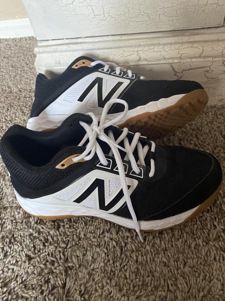New Balance Turf Size Men’s 7.5 (Women's 8.5)