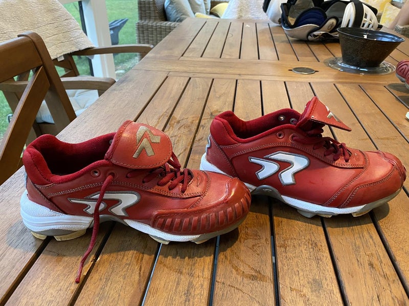 Ringor Softball cleats size 8W