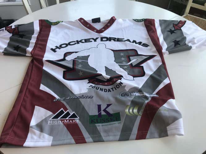 Jerseys for Ukraine - (New) Hockey Dreams White Unisex Team Jersey - Med - SKU 135