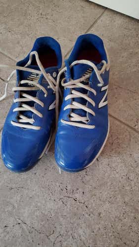 Blue Used Adult Men's Size 6.0 (Women's 7.0) Molded Cleats New Balance Low Cut