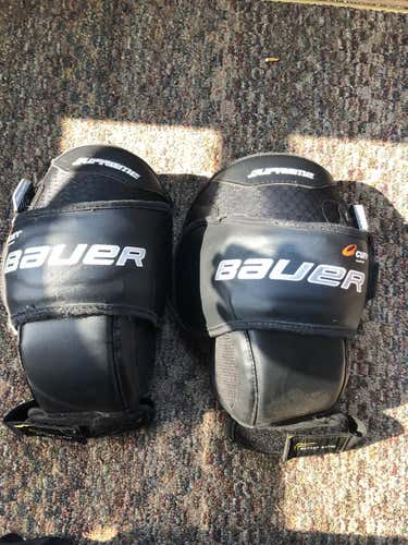 Used Bauer Knee Guards