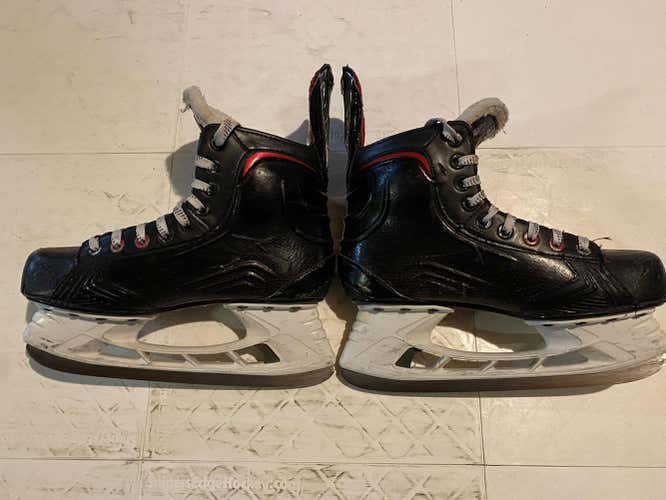 Bauer Vapor X600 Junior 5.5 Skates