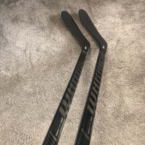 Warrior Pro Stock Alpha DX SL Hockey Stick | 2-pk LH P28 85 flex