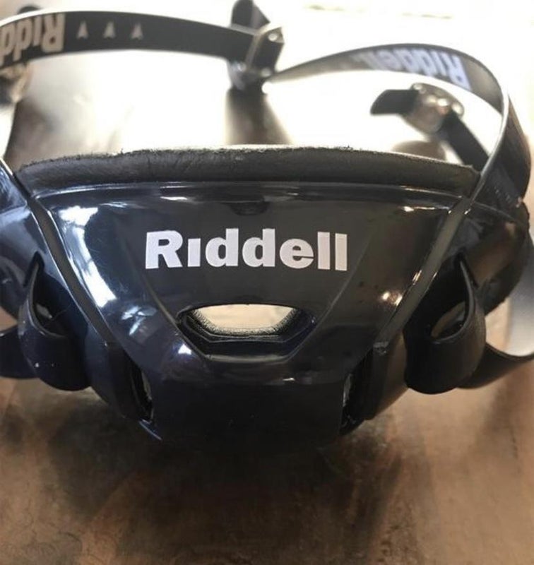 Used Medium Riddell SpeedFlex Helmet With Extra Chin Strap And Shoulder