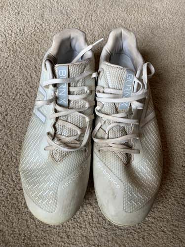 White Men's Size 11 (Women's 12) Low Cut Burn X Mid