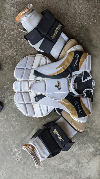 Senior Used Large Vaughn Epic 8600 Goalie Chest Protector