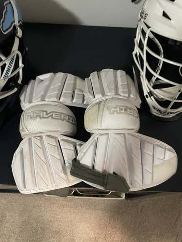 New Medium Maverik Max Arm Pads