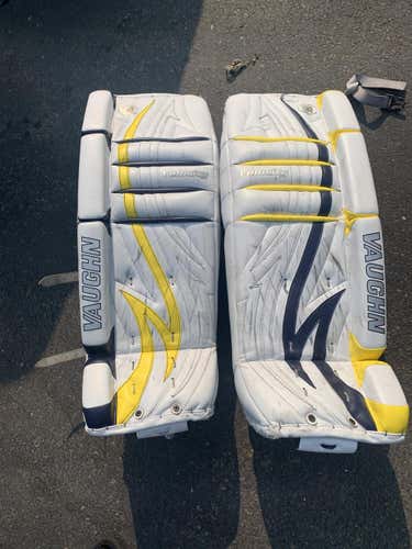 White Used 29" Vaughn Velocity V4 Goalie Leg Pads
