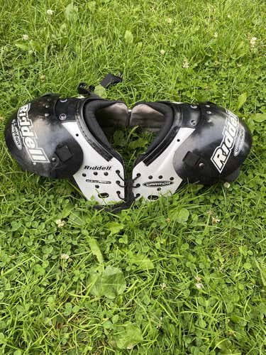 Used Medium Riddell Warrior IIx Shoulder Pads