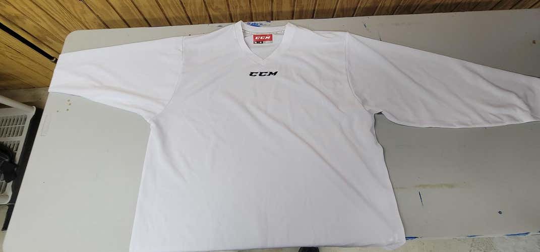 White Adult Men's Used XXL CCM Jersey
