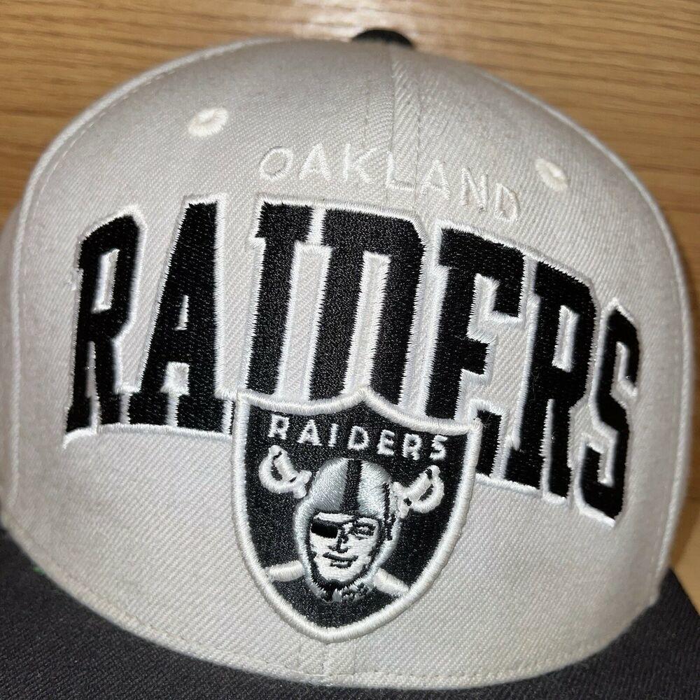 Mitchell & Ness Oakland Raiders NFL Men's Melton Flex Cap – Fanletic