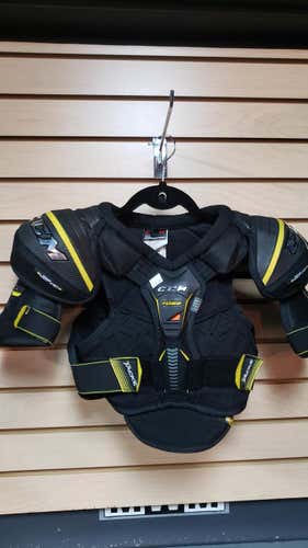 Used Junior Medium CCM Tacks 7092 Shoulder Pads