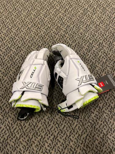 White New Player's STX Cell V X-large Lacrosse Gloves