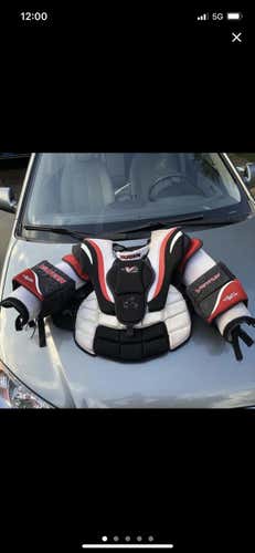 Vaughn senior medium chest protector