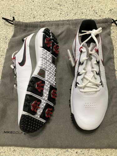 Shoe Deal - 10.5 Turf / Golf Shoes