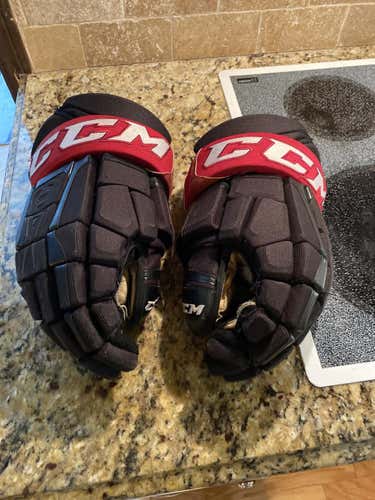 Black Senior CCM 14" Pro Stock Pro Model Gloves